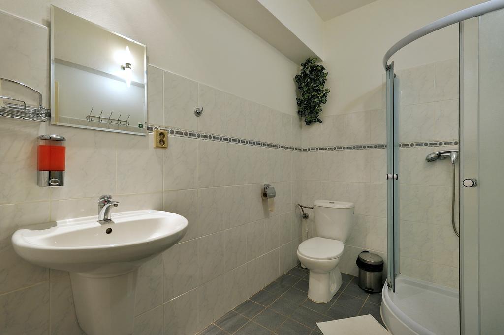 Hotel Kovarna Decin Exterior foto